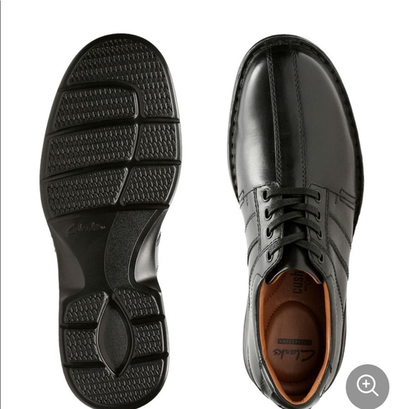 clarks touareg vibe black